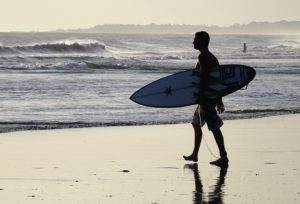 bali surfing