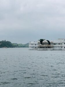 Udaipur Lake Palace Hotel, Lake Pichola, udaipur travel blog