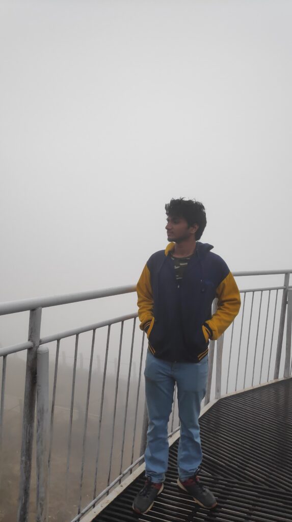 Nandi hills travel guide. nandi hills sunrise fog