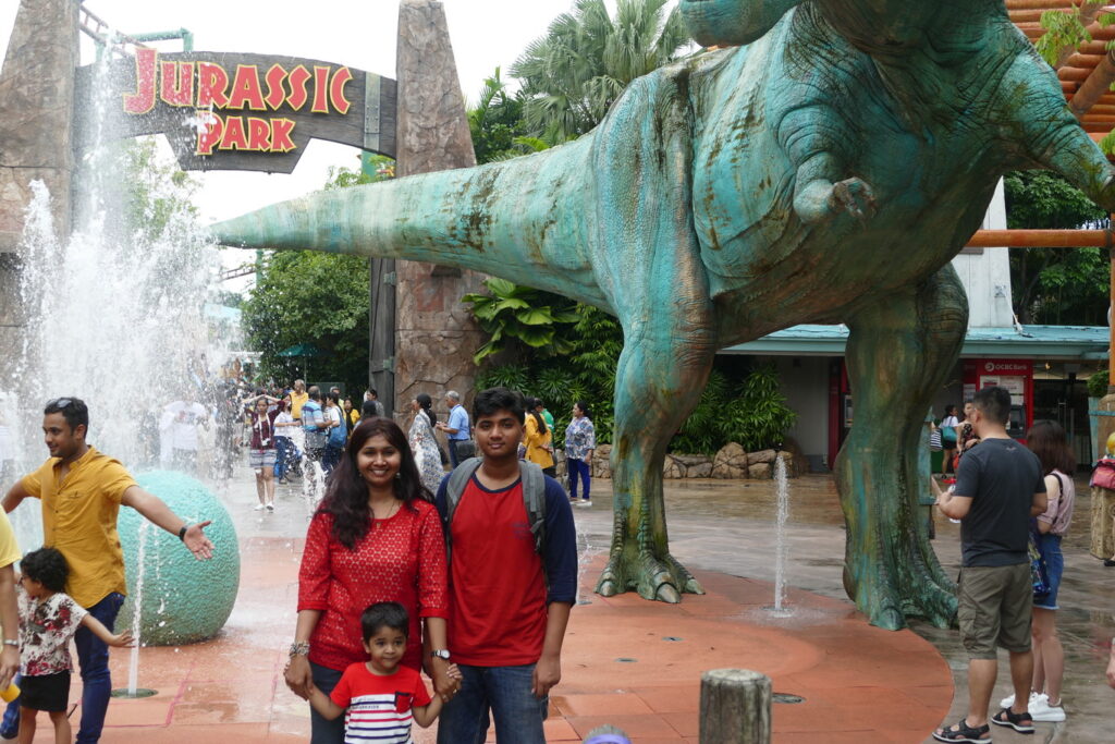 the lost world universal studios singapore, jurassic park universal studios singapore