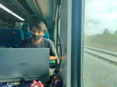 benefits of traveling alone
