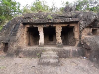 undavalli caves guide