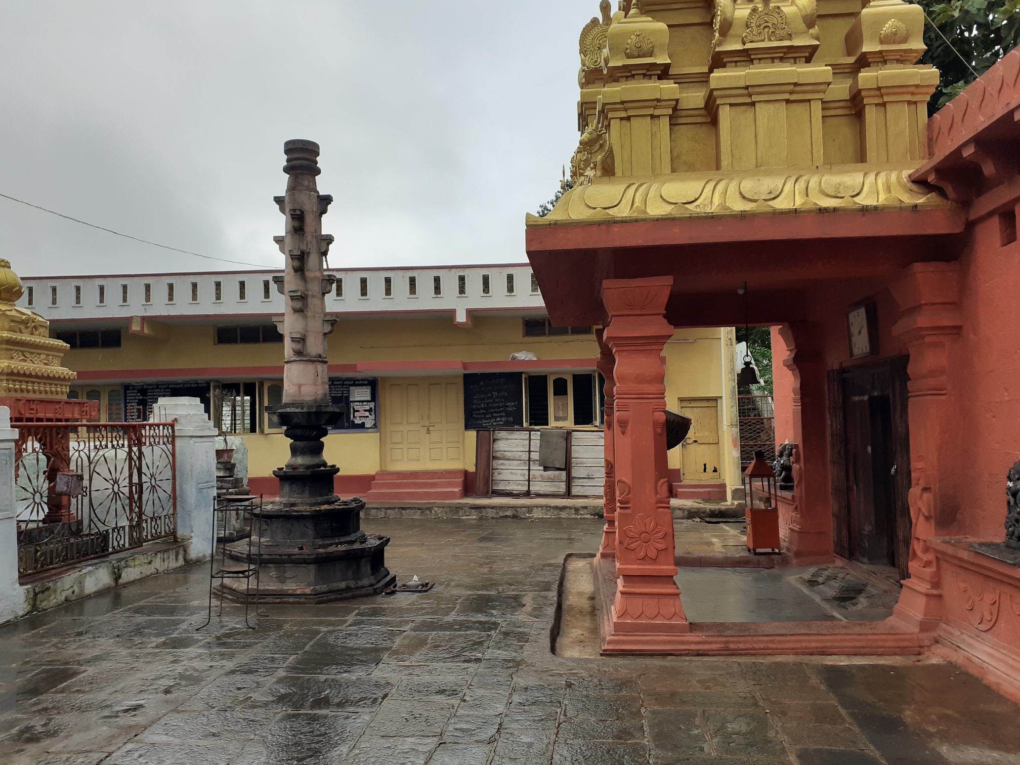someshwar temple dharwad, oldest temple in dharwad, places to visit in dharwad, renovated someshwar temple dharwad