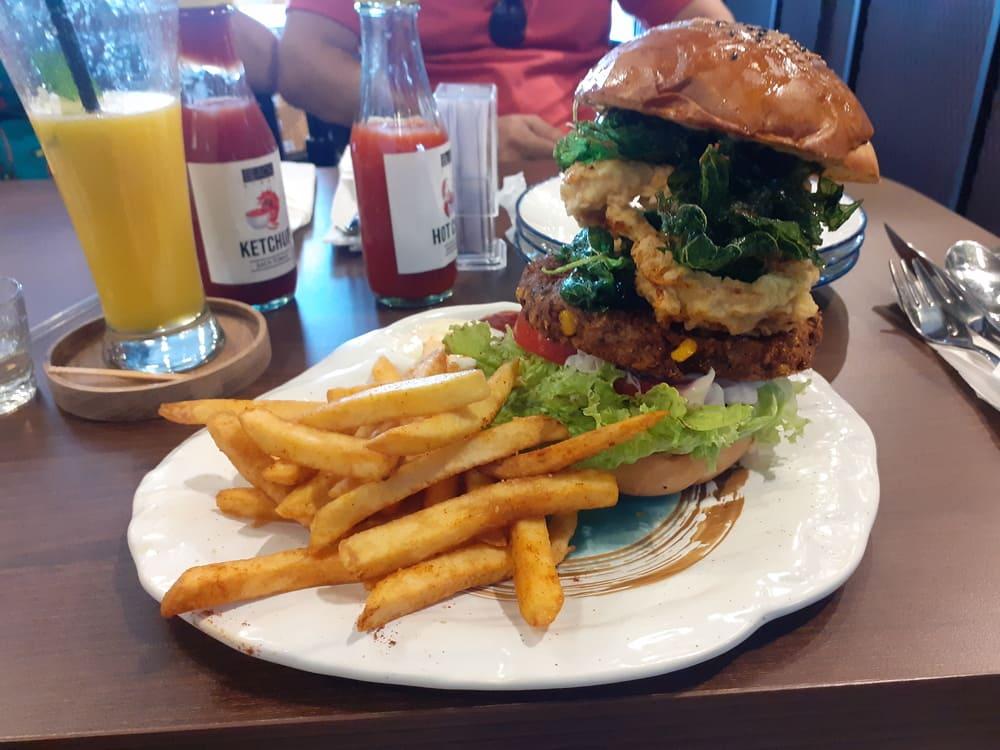 vegan burger batam food recommendation