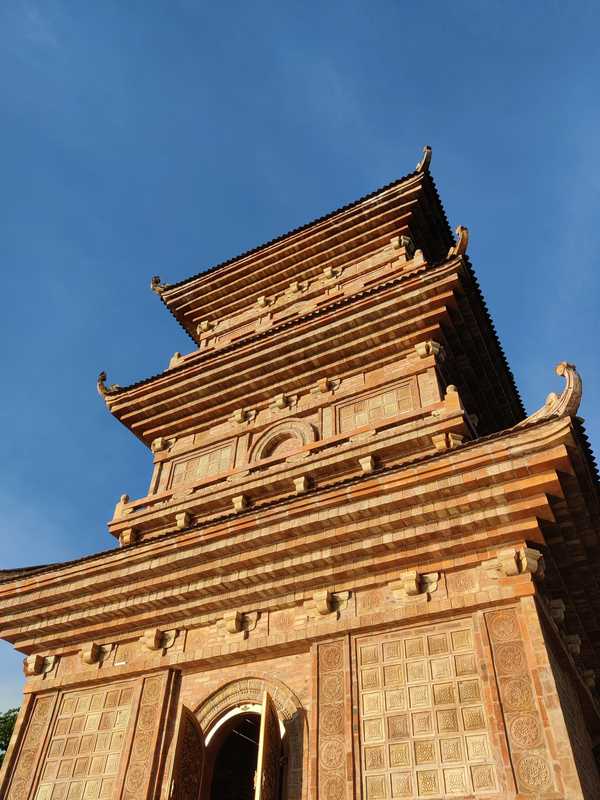 Hoa Lu Old town