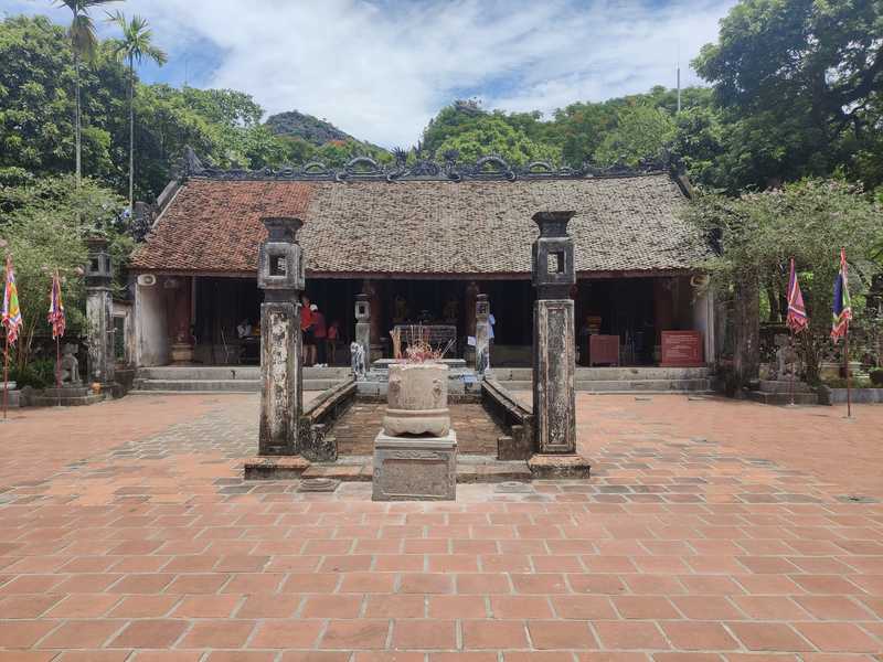 hoa lu ancient citadel